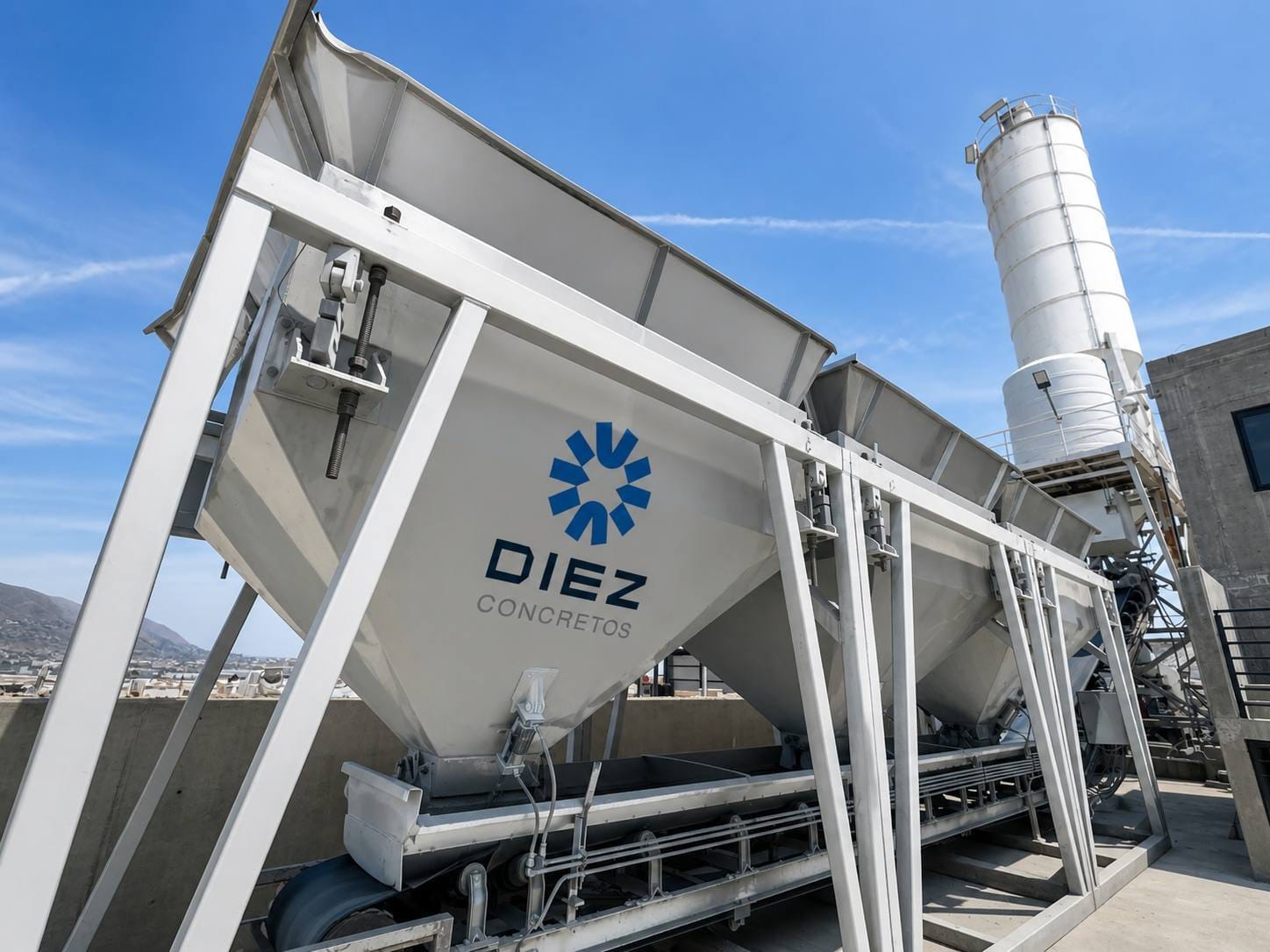 Planta dosificadora de concreto premezclado Diez Concretos en Tijuana